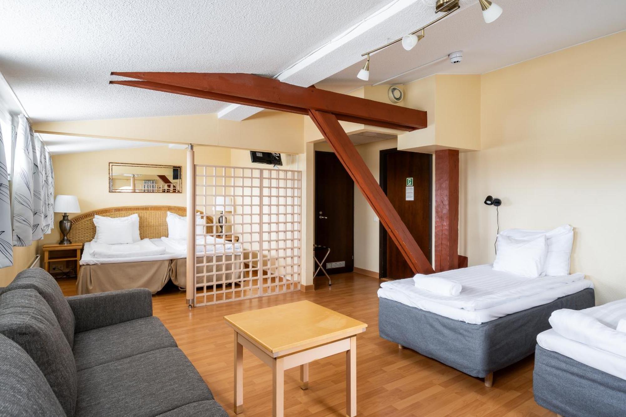 Hotel Hiisi Seaport
