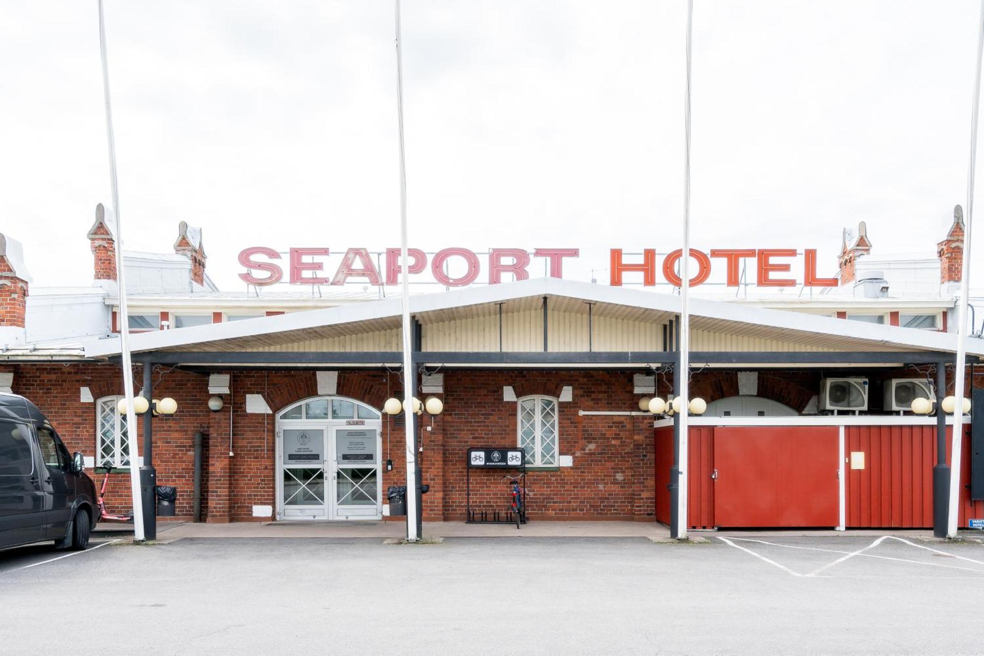 Hiisi Seaport 3*